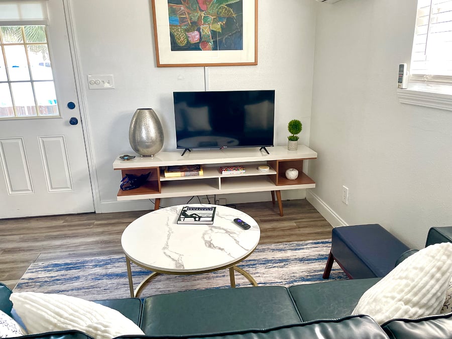Living area with 43 inch Roku TV. Easy to sign into your apps.