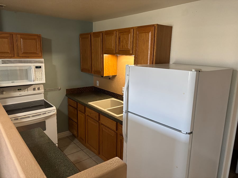 Full Kitchen