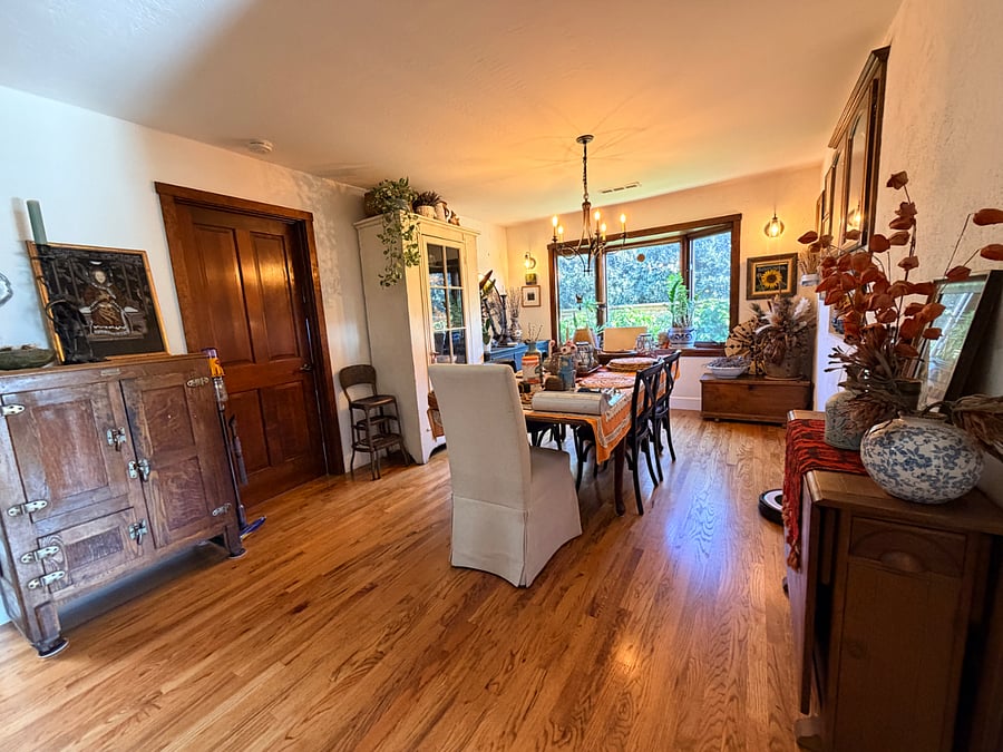 Shared dinning room