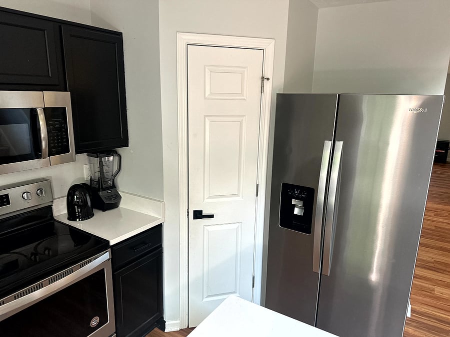 Enjoy the gentle rhythm of a boiling kettle or sizzling stove as you soak in the warmth of the kitchen and the tranquilitybeyond.