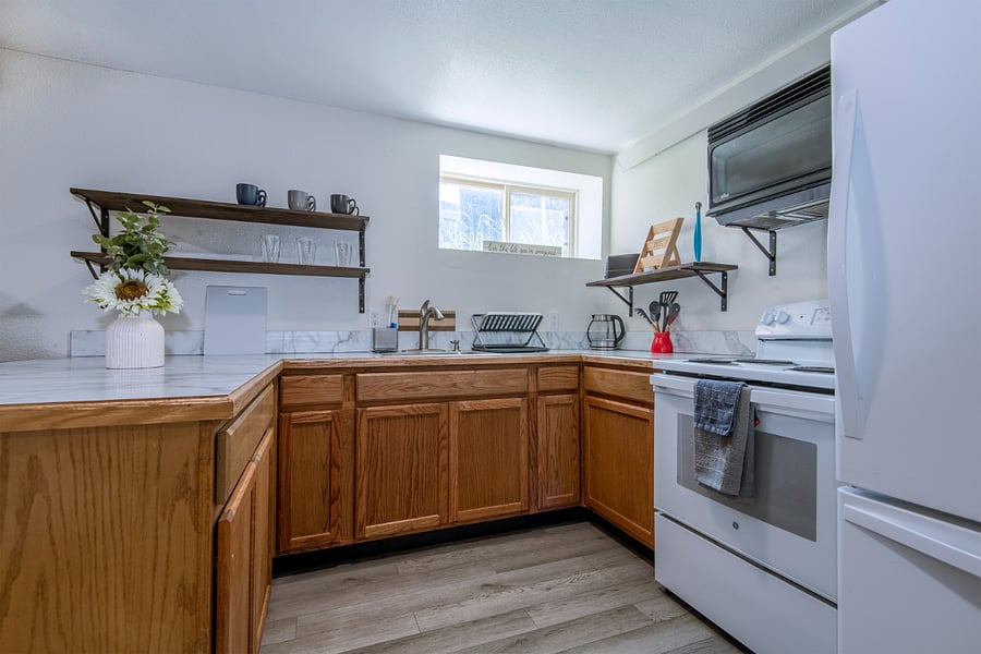 Full kitchen with all amenities.