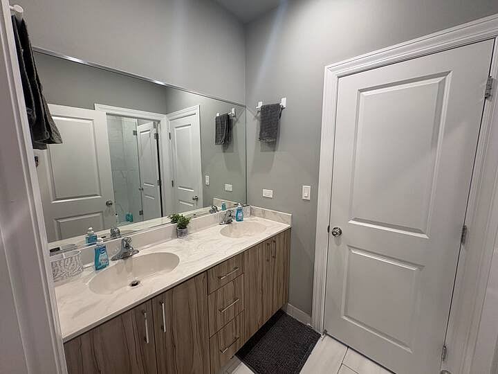 Furnished Finder property 923398_1 photo 15
