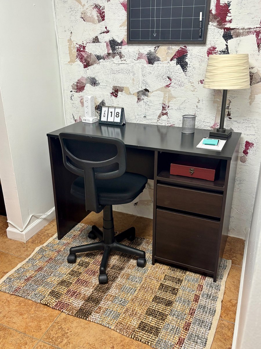 Dedicated workspace with 1 gig fiber optic internet for working professionals
