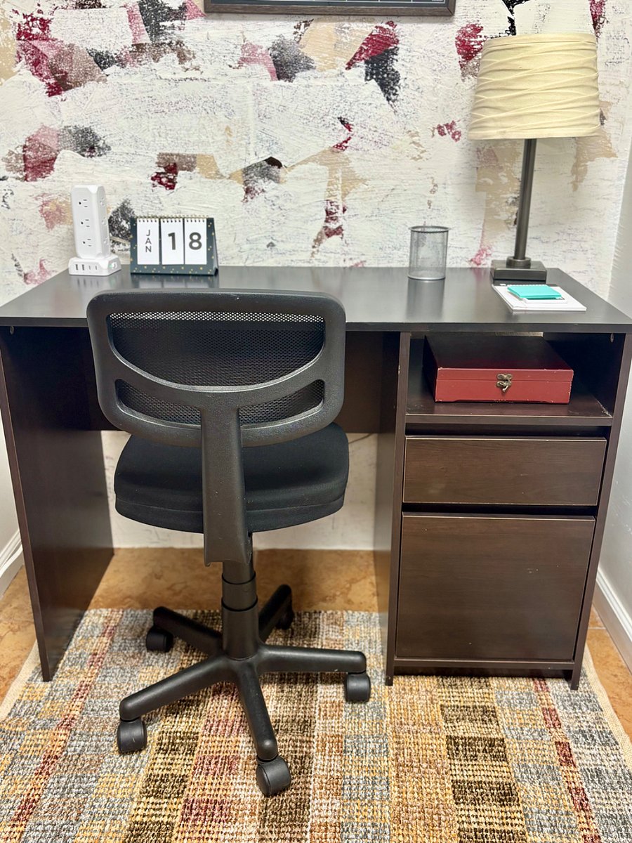 Dedicated workspace with 1 gig fiber optic internet for working professionals