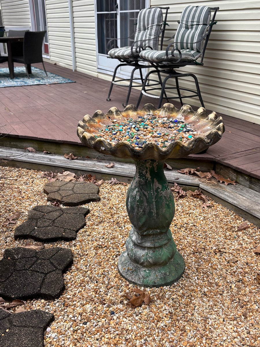 Deck with outdoor dining for 4 and lounge seating. Interior access from dining room or master bedroom. 