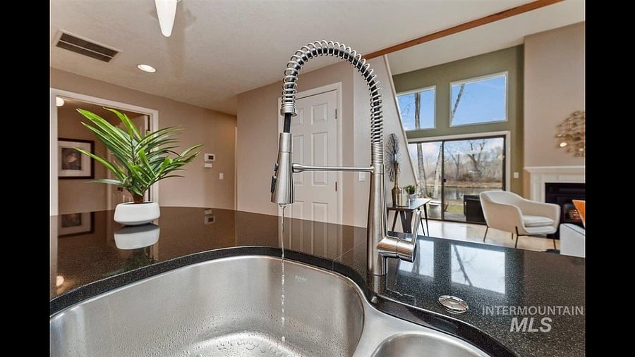 Furnished Finder property 923501_1 photo 7