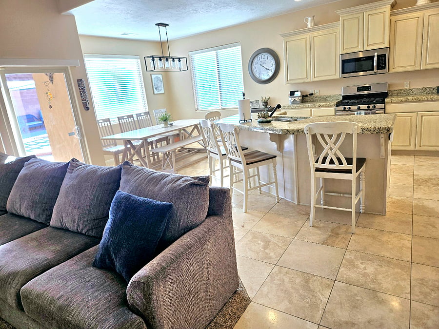 Furnished Finder property 923516_1 photo 3
