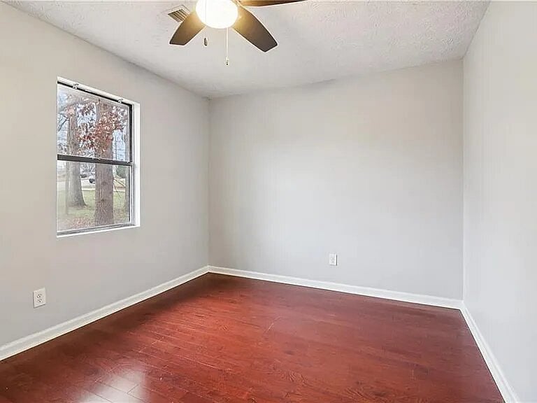 Furnished Finder property 923543_1 photo 3