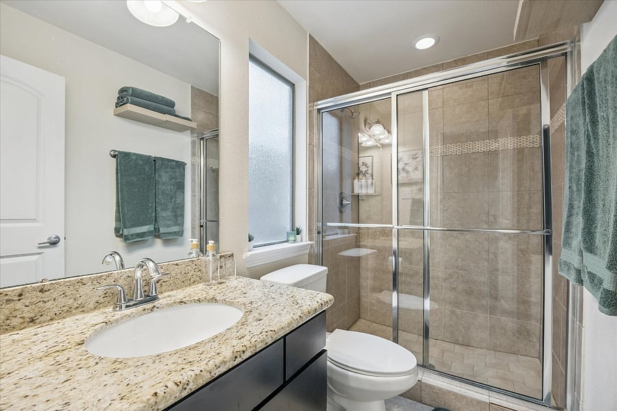 Attached 3rd bathroom.
