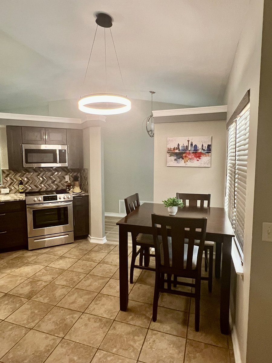 Seating- Tall Kitchen Table for 3