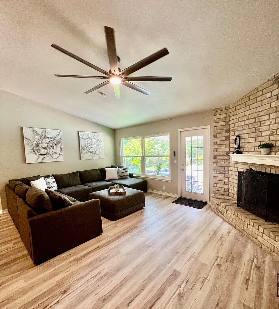 Living Room with Fireplace