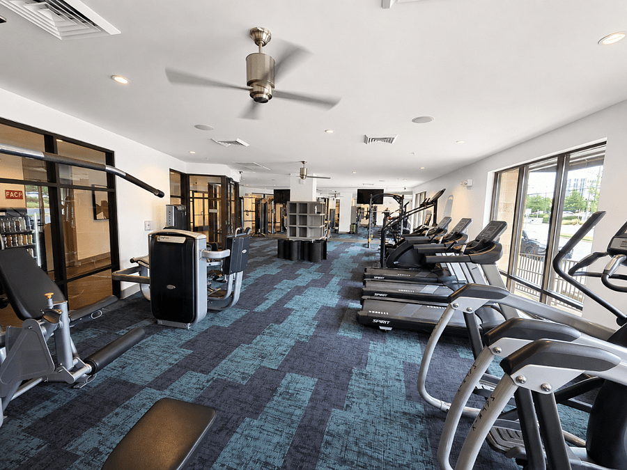 24/7 Fitness Center