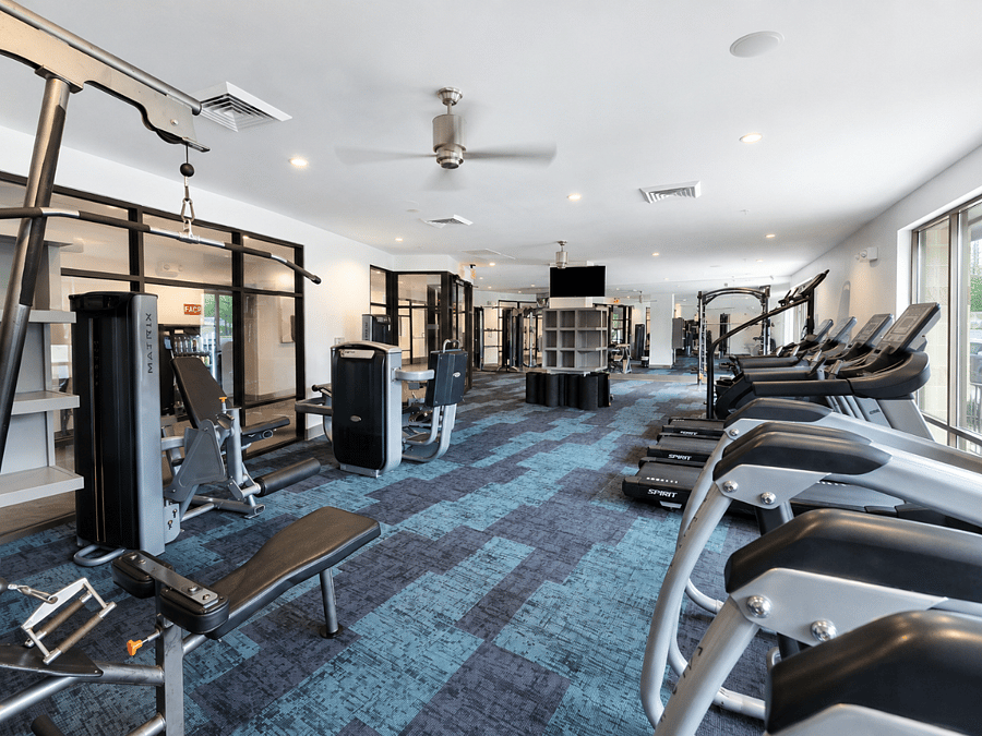 24/7 Fitness Center