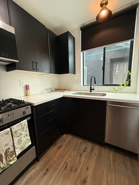 Furnished Finder property 923673_1 photo 9