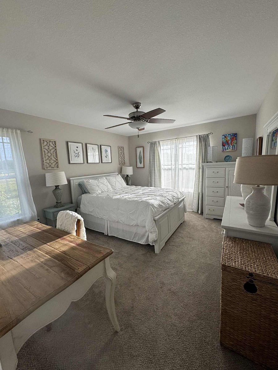 Bedroom, 2nd Floor with a Queen size bed