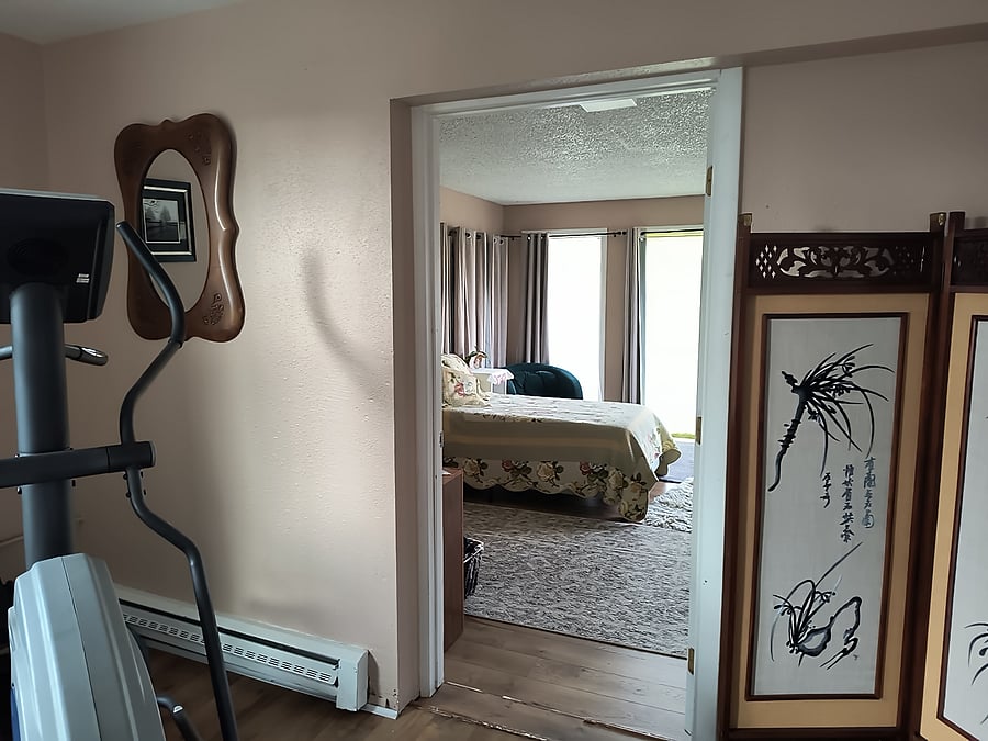 Entrance from living room