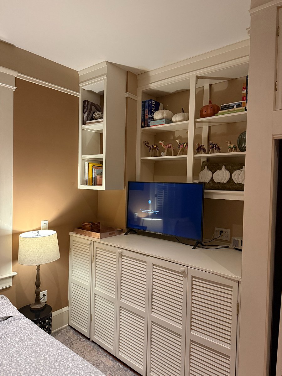 Bedroom 2
10ft X 17ft