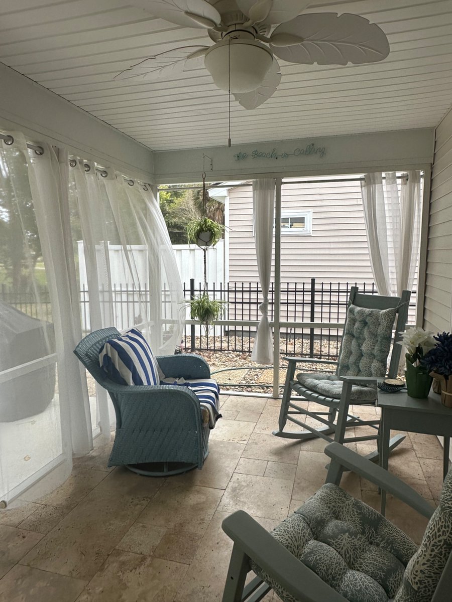 screened in patio