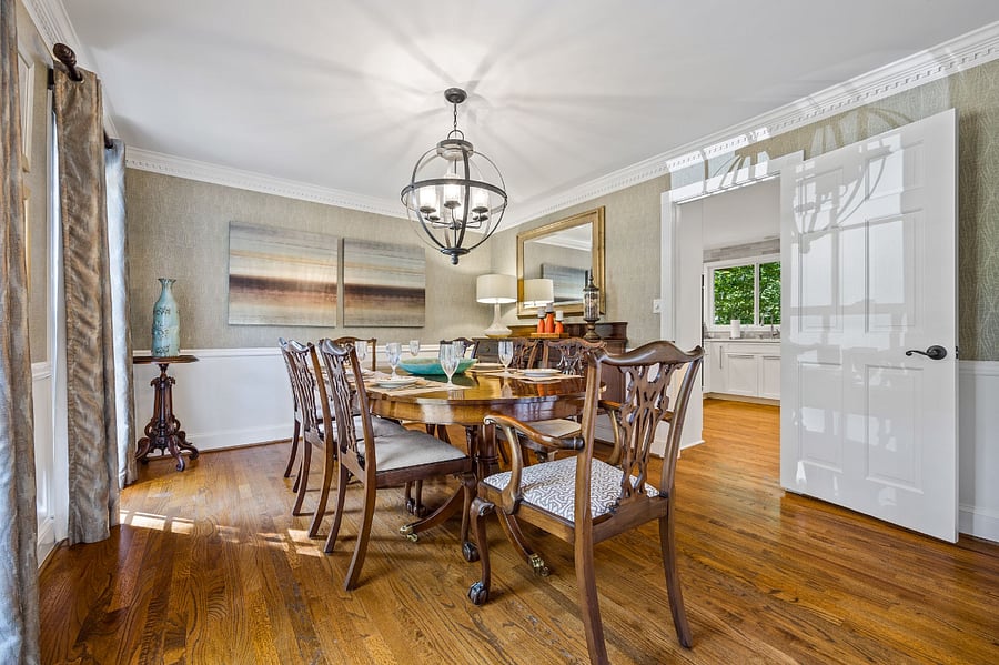 Formal dining room