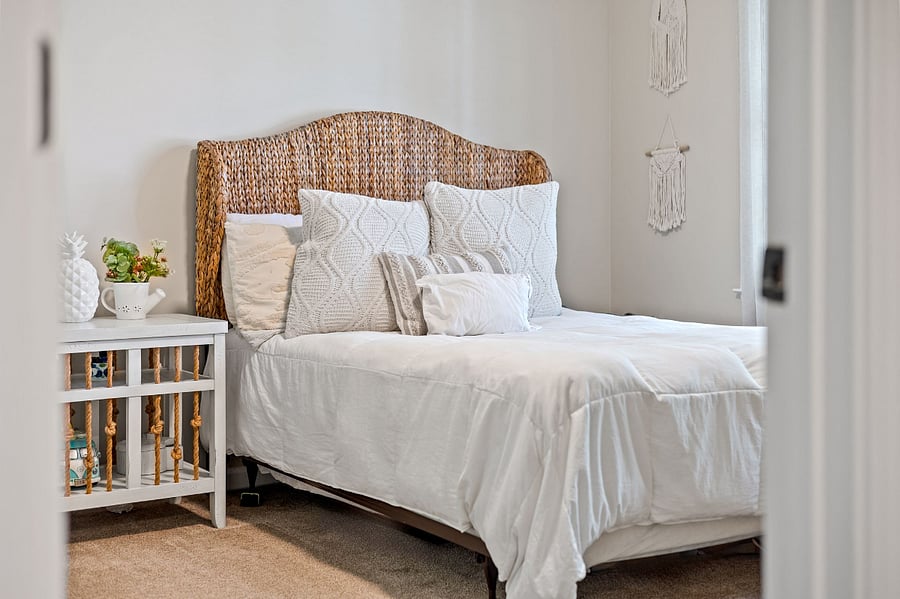 2nd floor bedroom