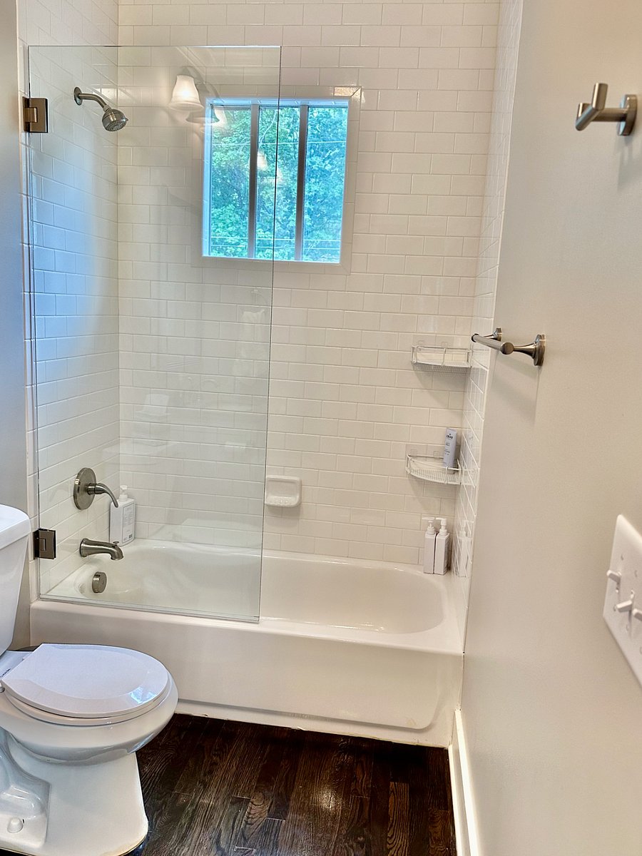 Upstairs hall bathroom