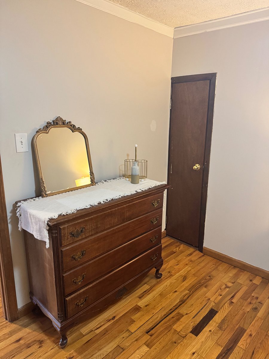 2nd Bedroom - Full size bed, smart TV, dresser and closet