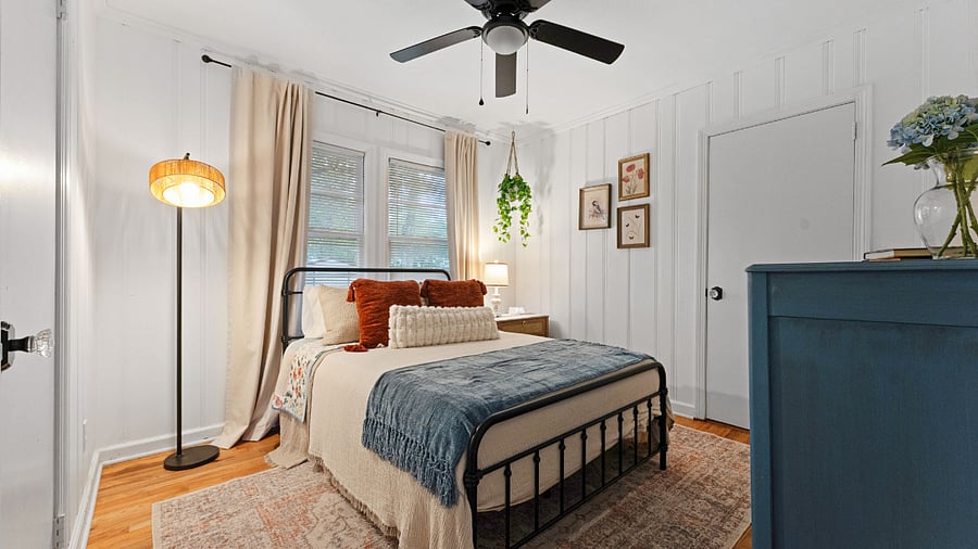 Secondary Bedroom - Double/Full Bed