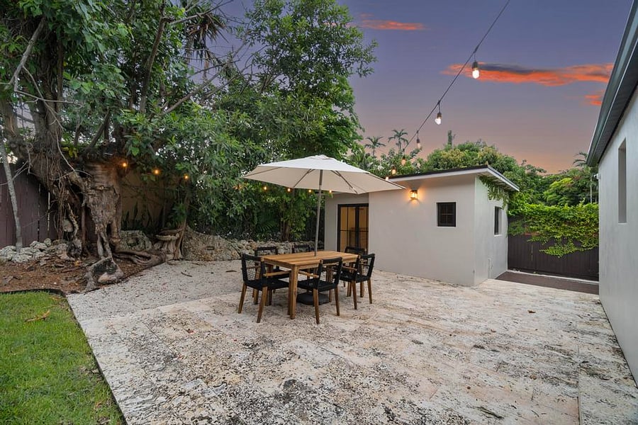 Outdoor view of backyard and Casita