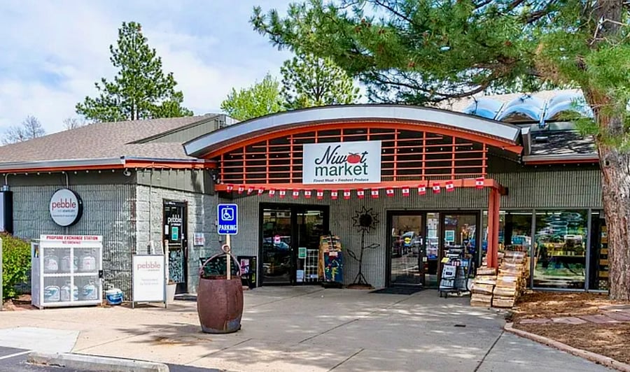 Niwot Market just a short walk from the condo