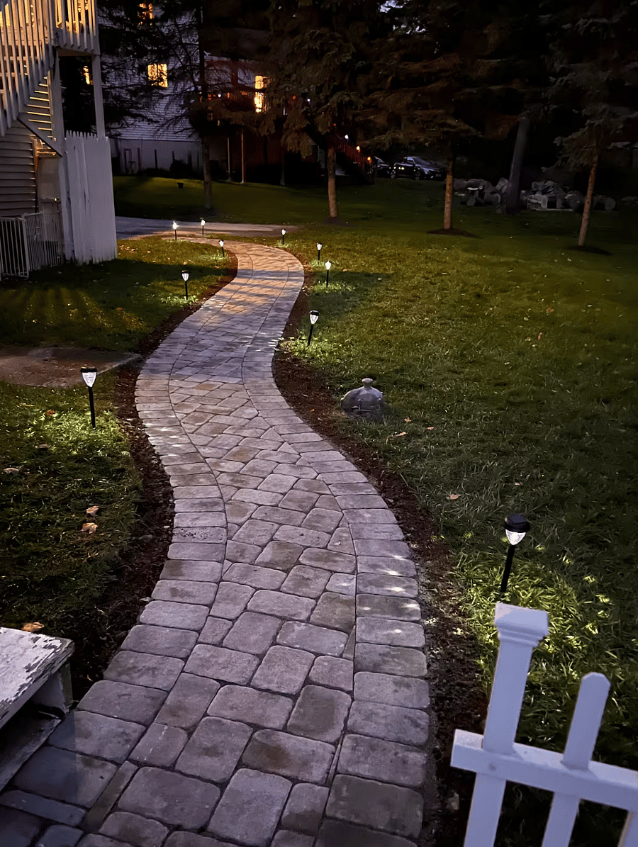 Lit pathway