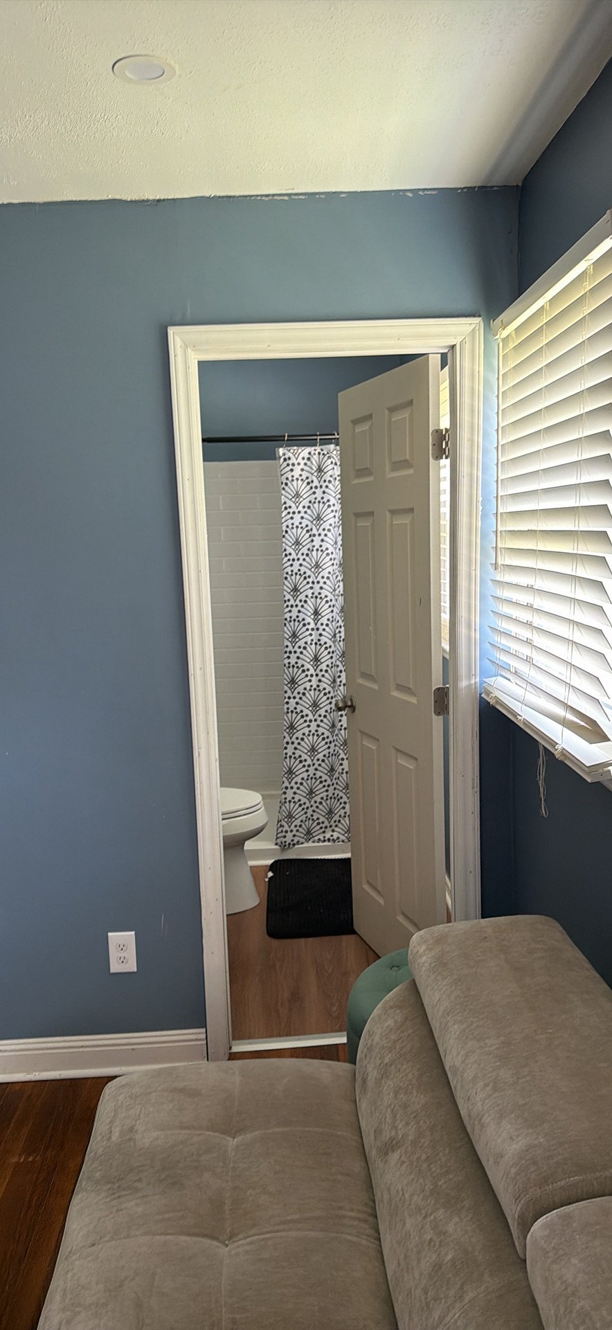 In suite full bathroom