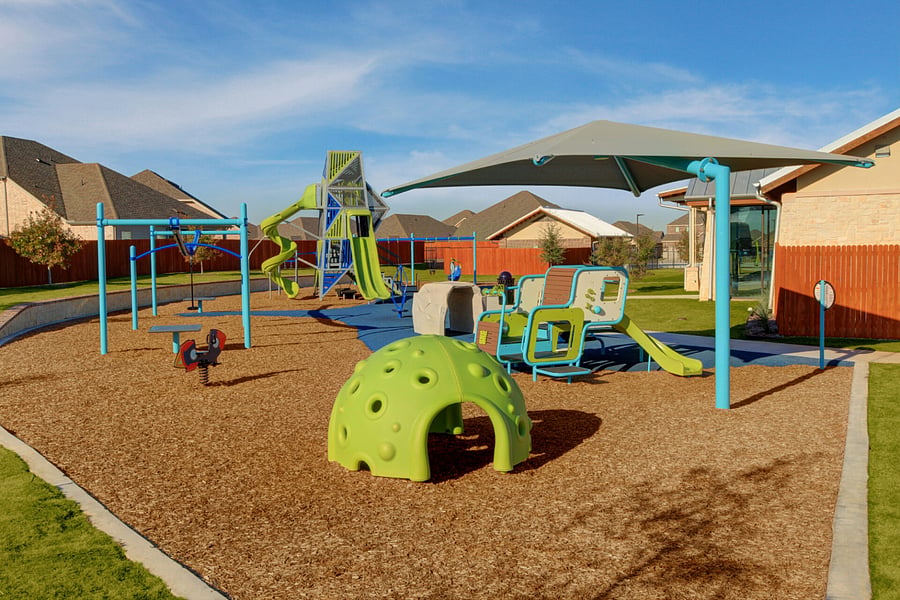 resort-style amenities