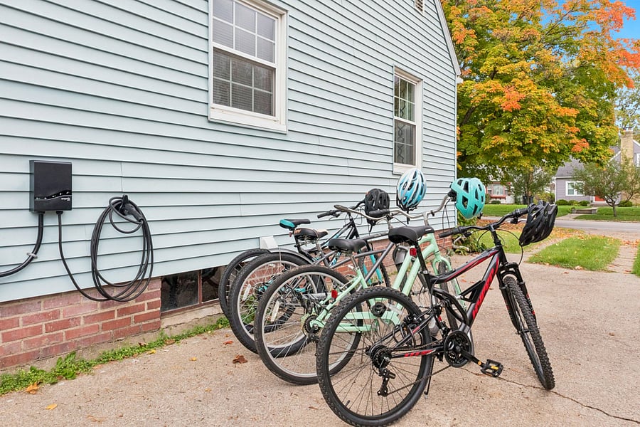 Eco-friendly and adventure-readyfour bikes, helmets, and locks line the driveway beside our NEMA 14-50 outlet. Park, charge, and explore Notre Dame or downtown South Bend with ease.
