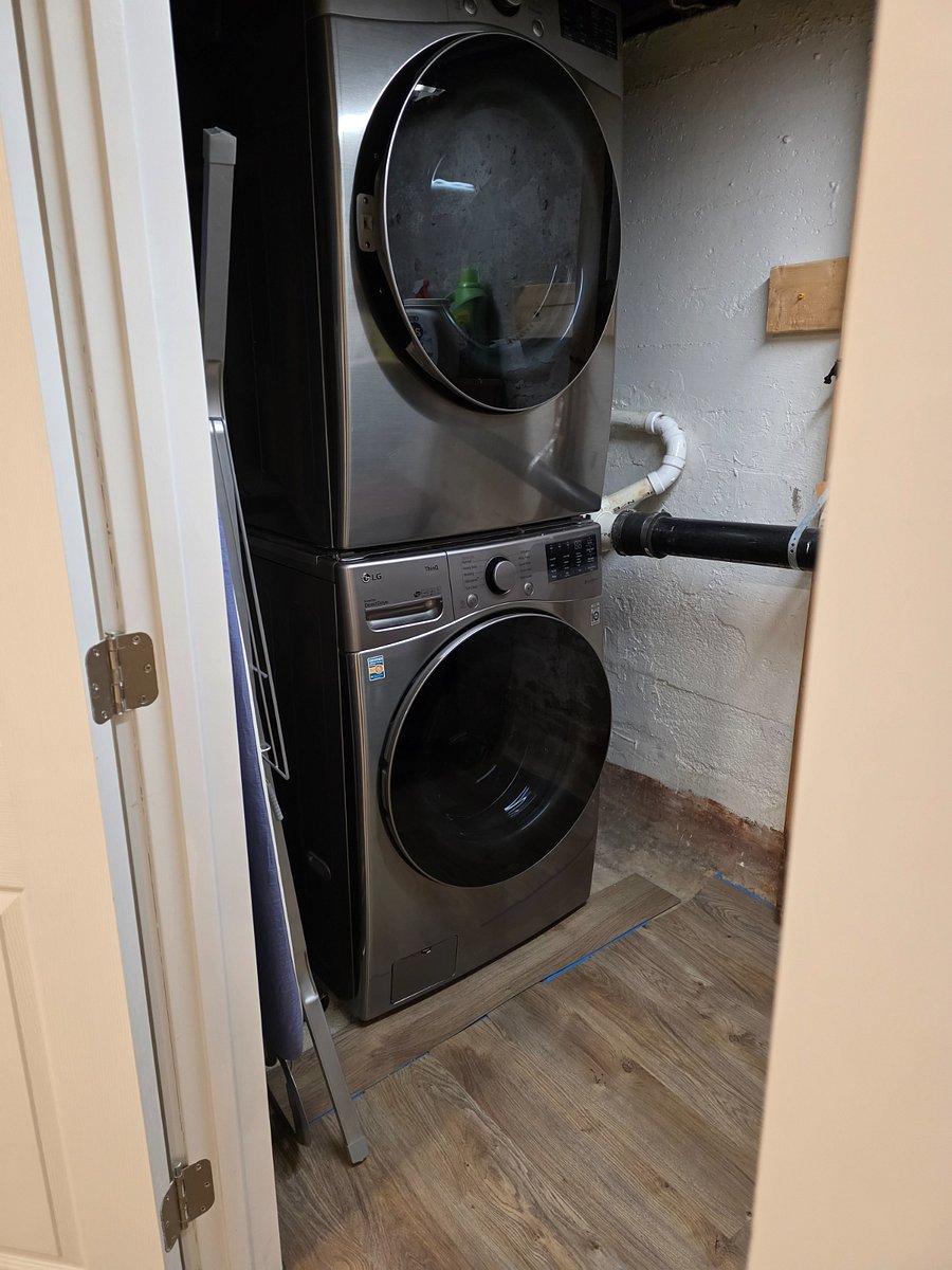 Washer/Dryer nook in basement