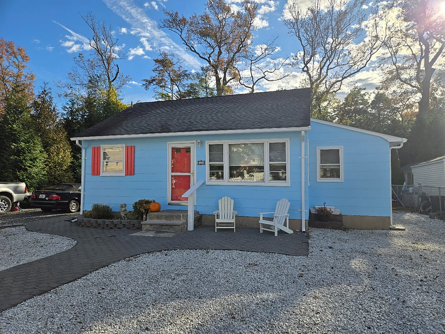 view of the front of the house