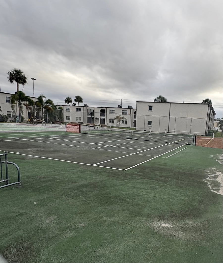 tennis & basketball 