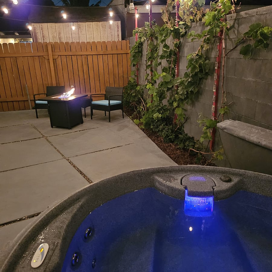 Private hot tub