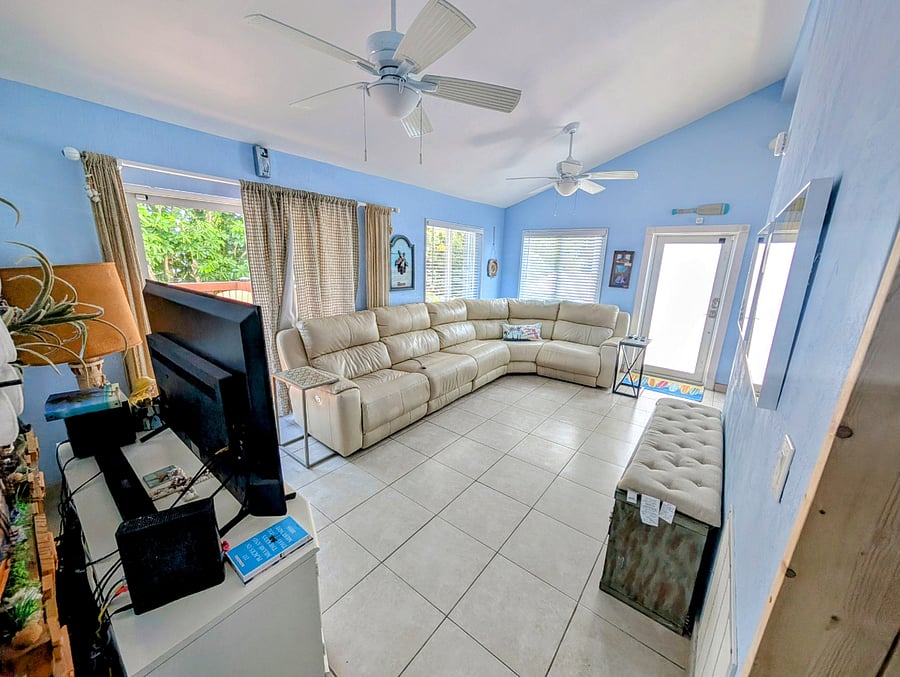 Furnished Finder property 924870_1 photo 5