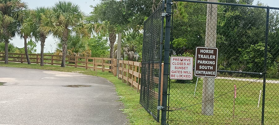 Preserve entrance