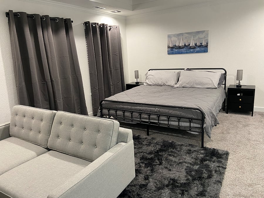 Main bedroom with ensuite