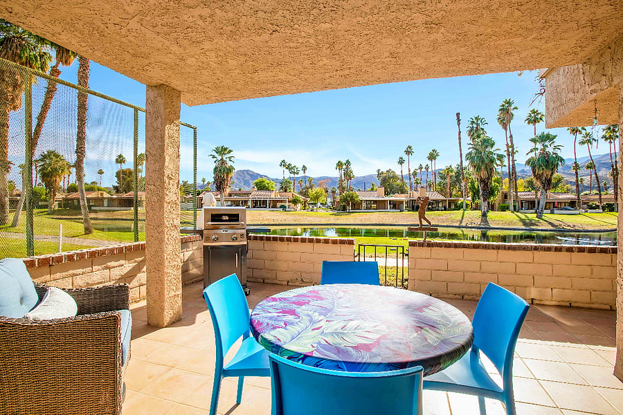 Private Patio w/ BBQ