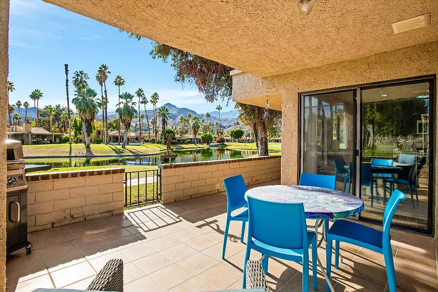 Private Patio w/ BBQ