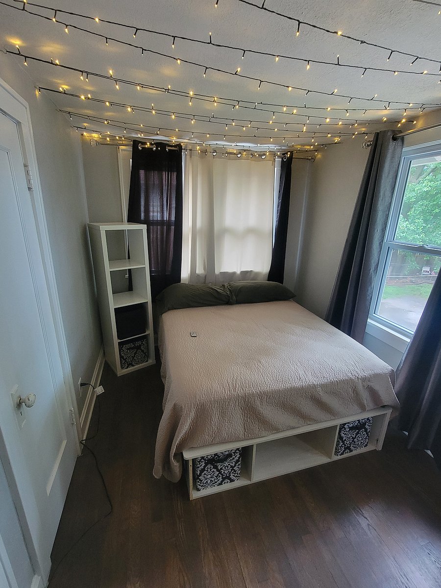 Guest bedroom upstairs