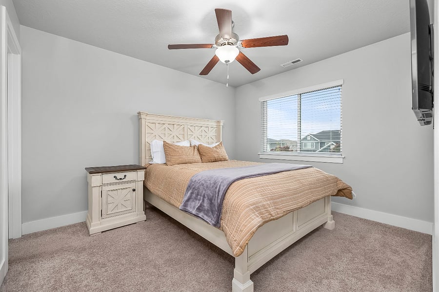 Furnished Finder property 925020_1 photo 16