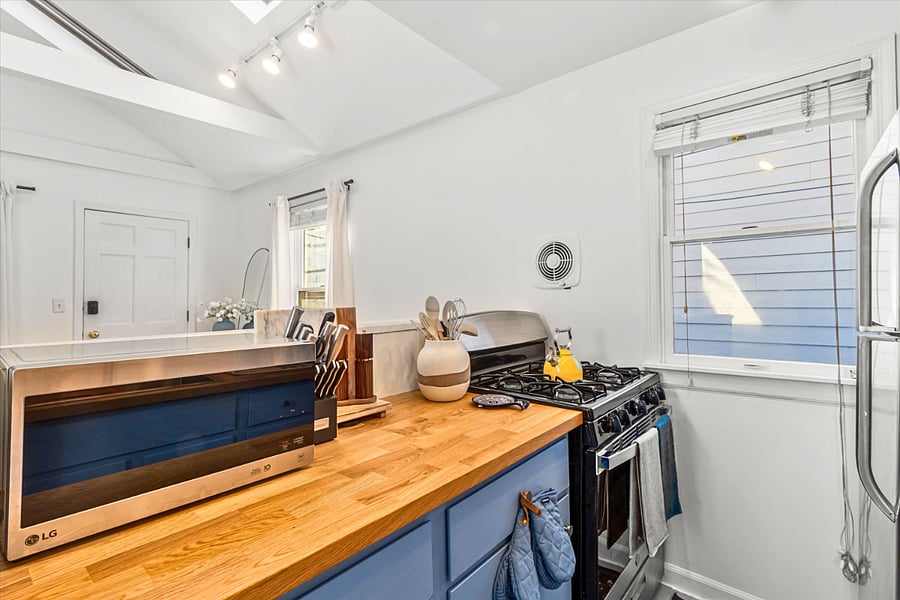 Furnished Finder property 925180_1 photo 6