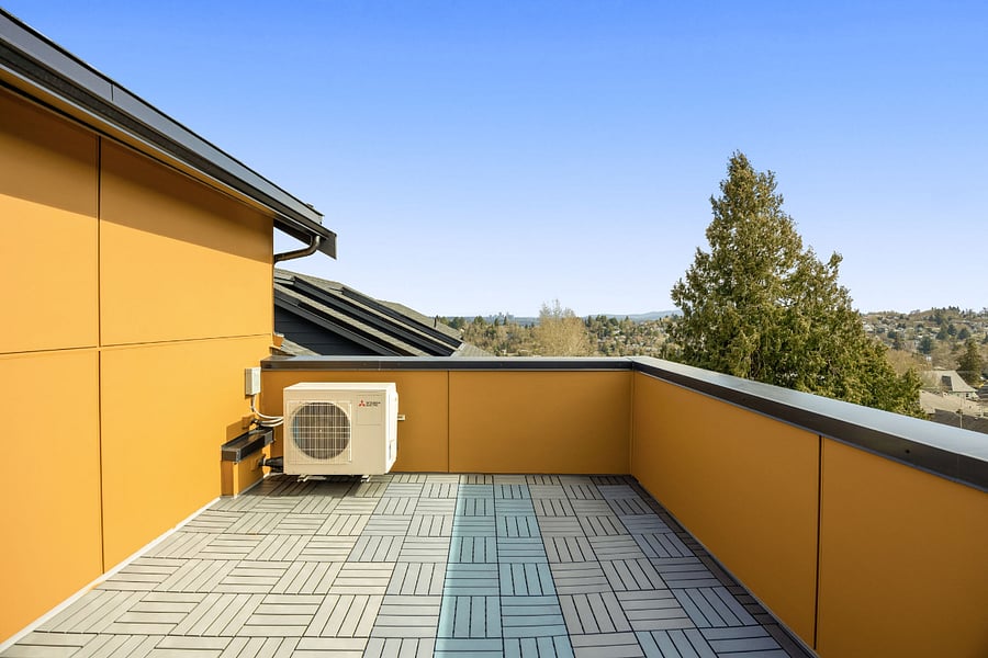 Roof Deck (Level 5)