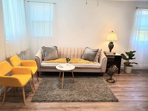Furnished Finder property 925254_2 photo 6