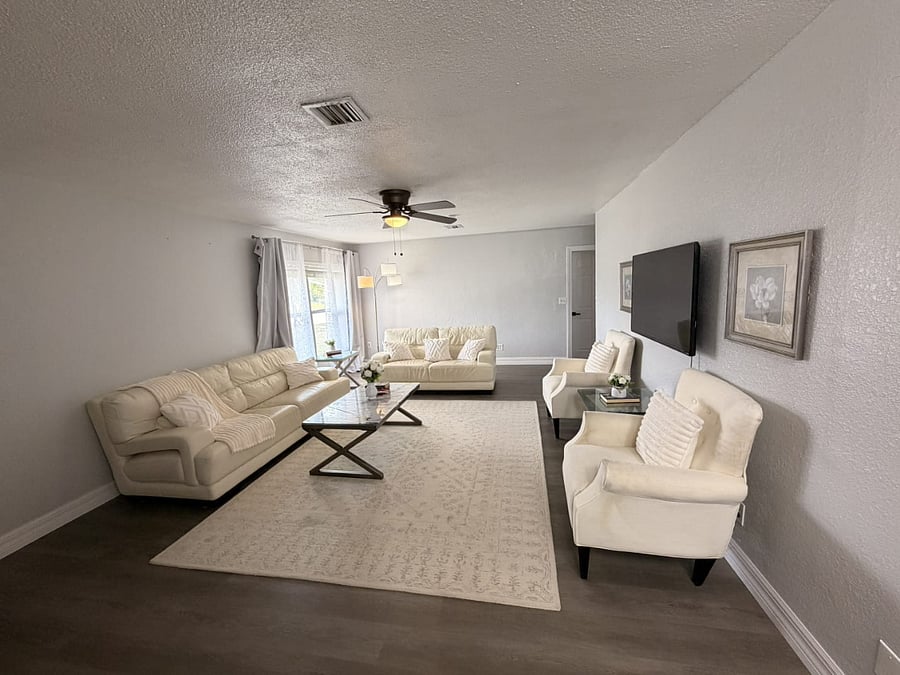 Furnished Finder property 925327_1 photo 3