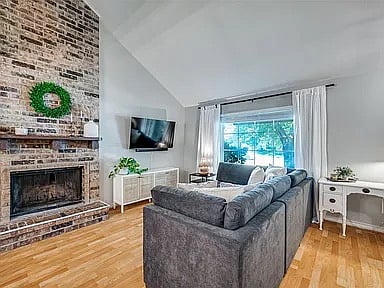 Furnished Finder property 925337_1 photo 6