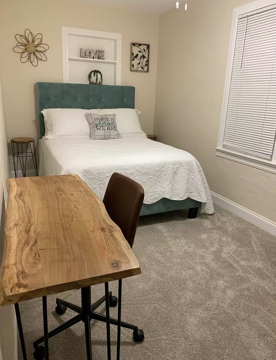 Full-size (Bed 3)
